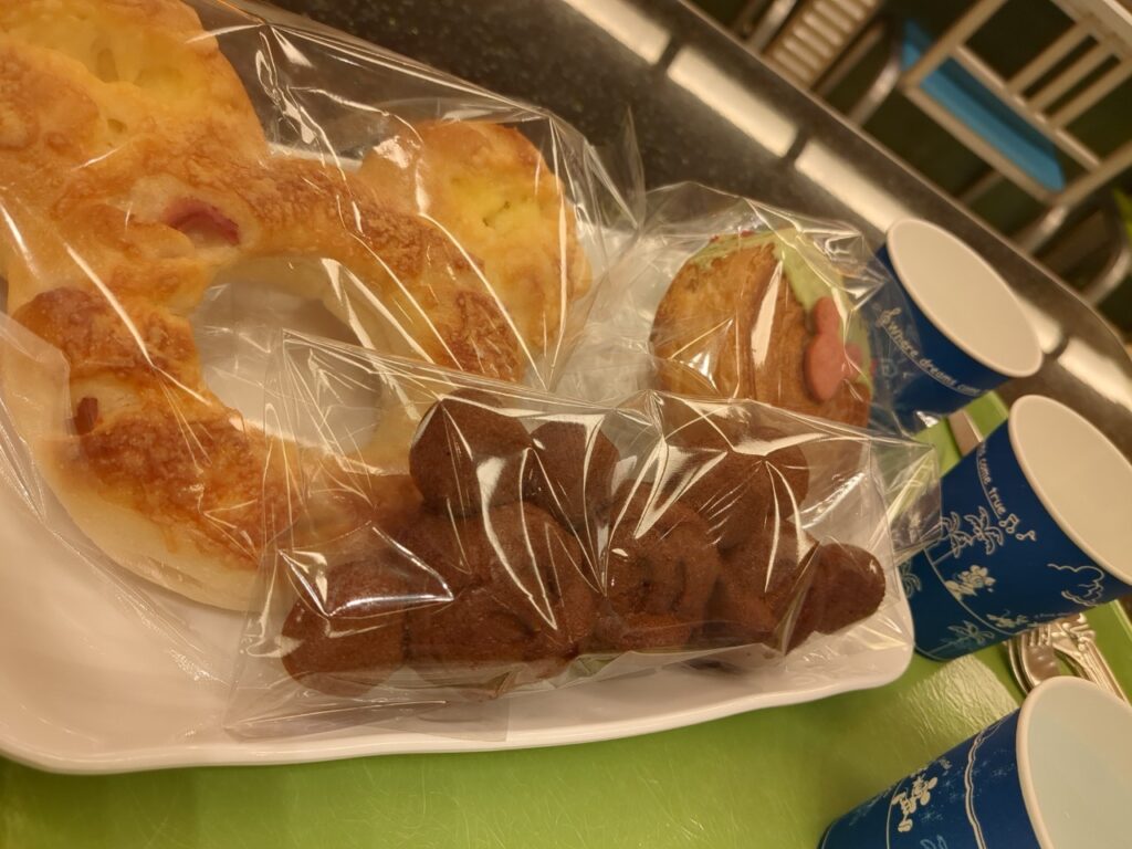 チックタックダイナー　軽食　アンバサダーホテル