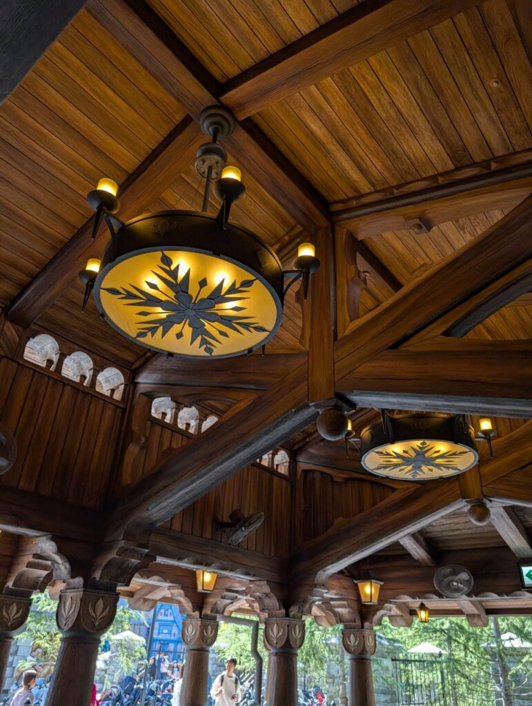 東京ディズニーシー ファンタジースプリングス アナ雪フローズンジャーニー