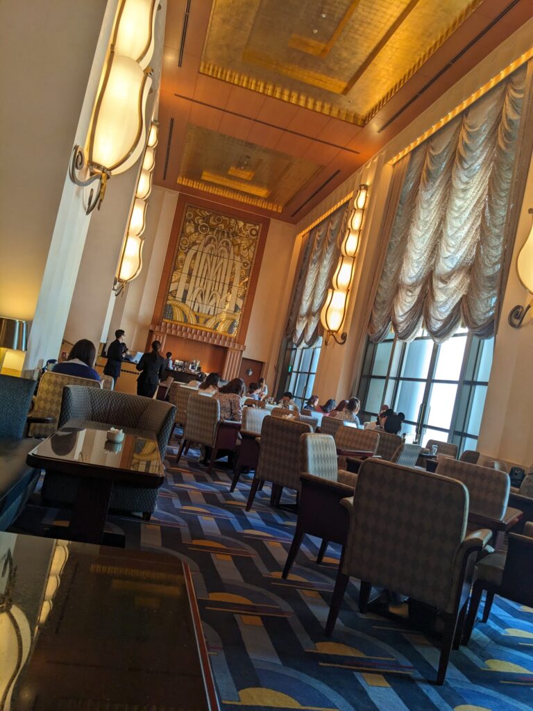 パビリオンラウンジ