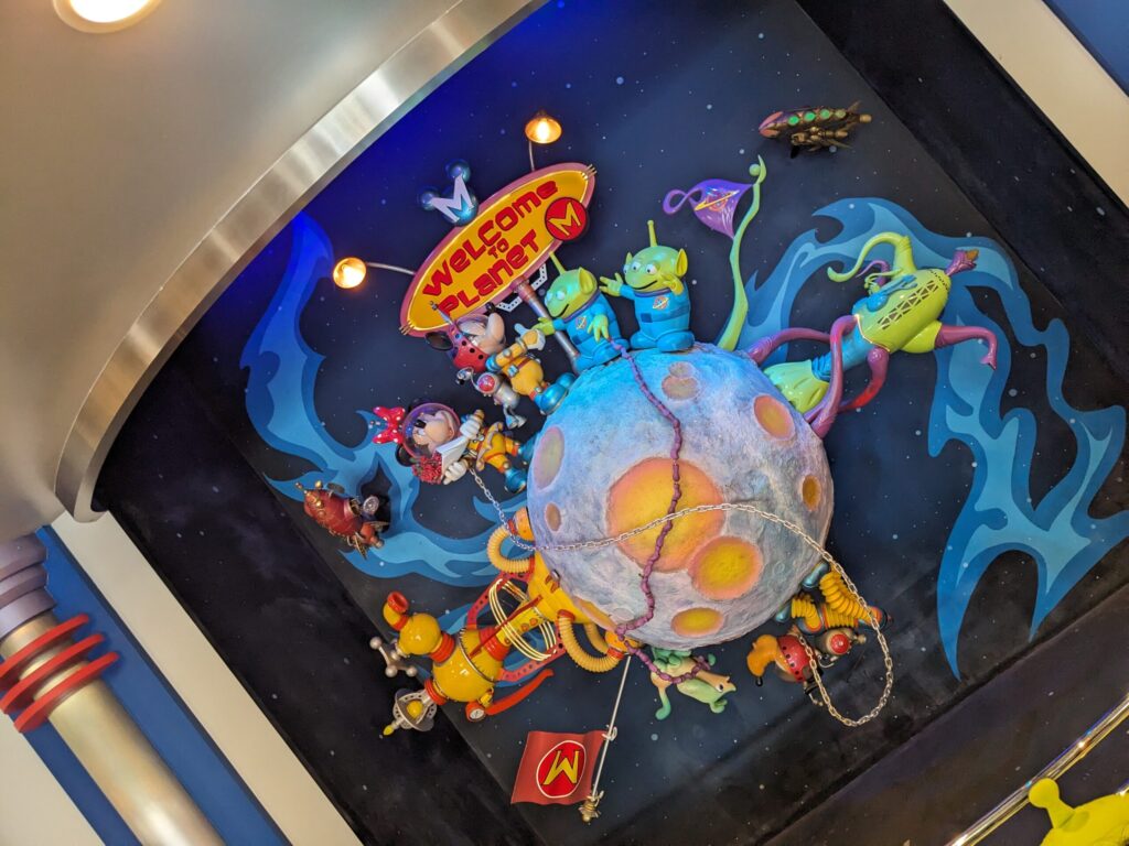 東京ディズニーランド 【バズ・ライトイヤーのアストロブラスター】