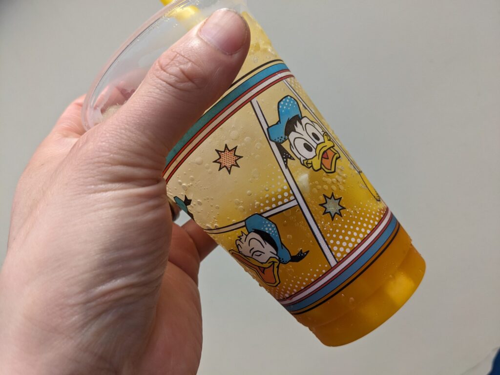 東京ディズニーランド ドナルドのパルパルーザ「クワッキー・ダックシティ」ドリンク