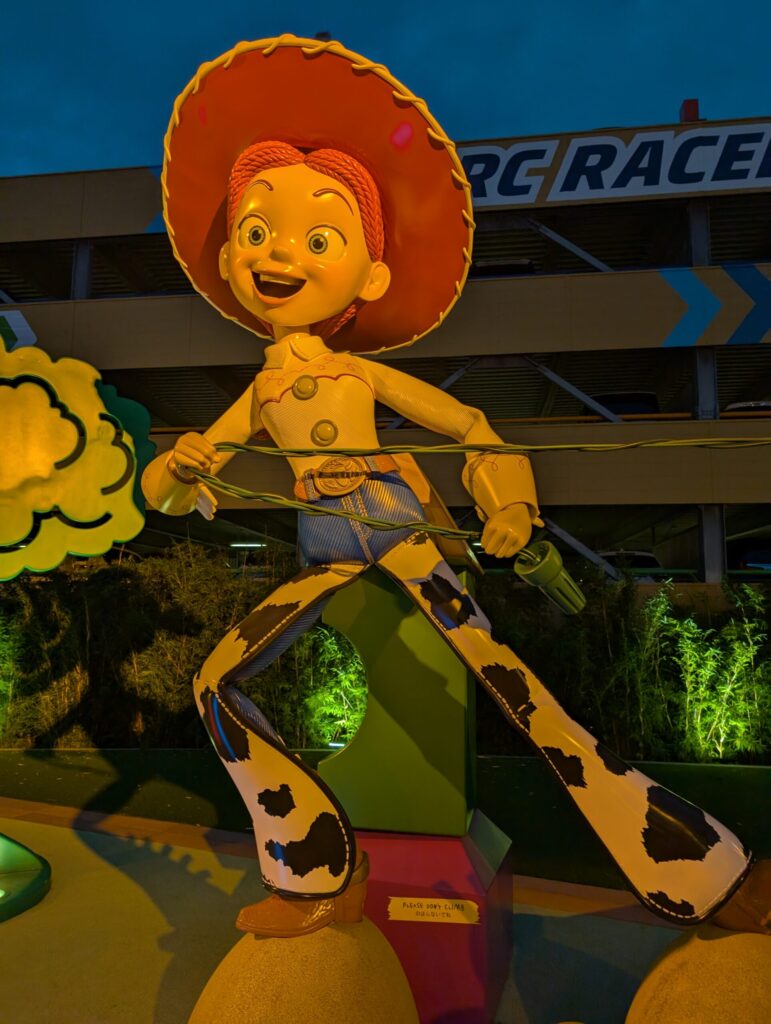 トイストーリーホテル スリンキー・ドッグパーク