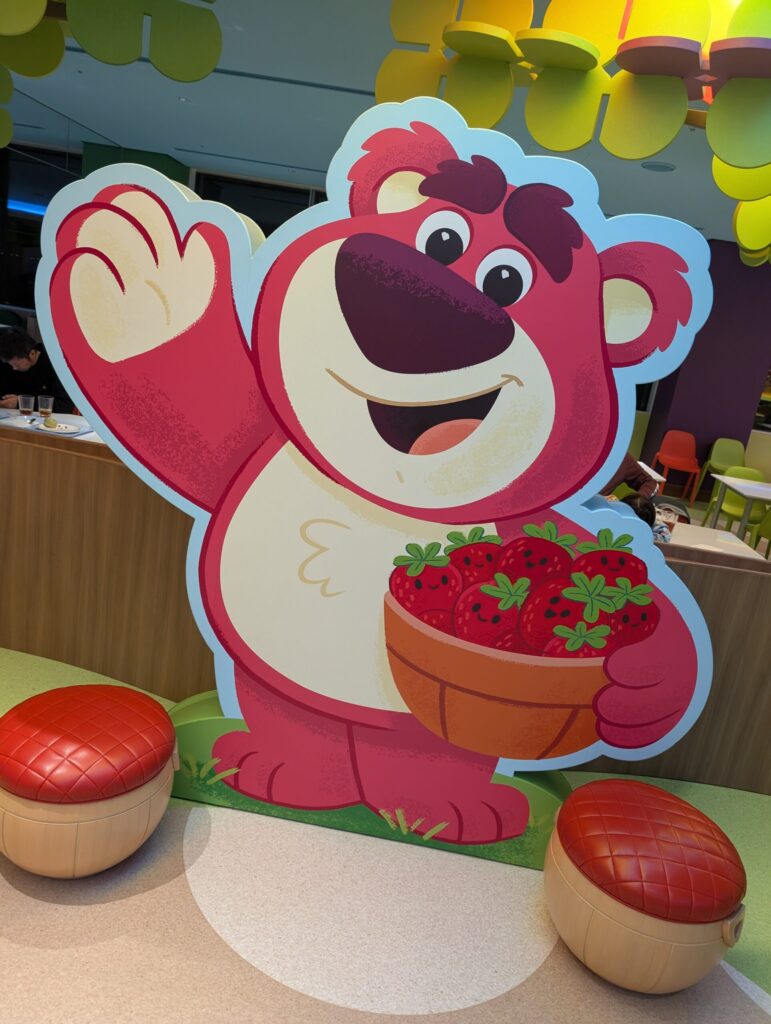 トイストーリーホテル ロッツオガーデンカフェ