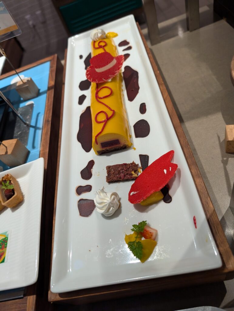 トイストーリーホテル ロッツオガーデンカフェ ディナー